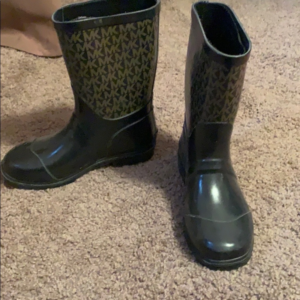MK rain boots